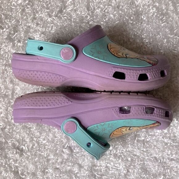 Crocs Girls Shoes Disney Frozen Crocs Clogs - Picture 2 of 8